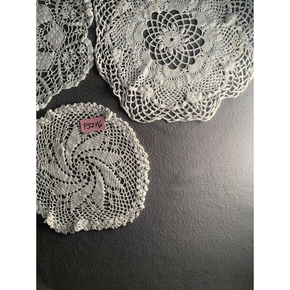 Vintage Handmade Crochet Doilies Set of 3 - Picture 11 of 12